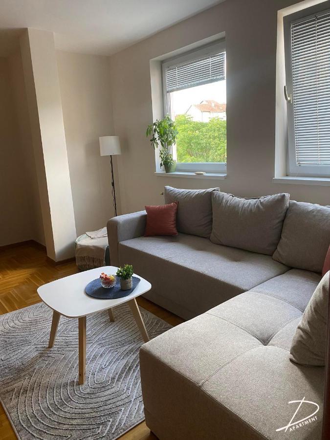 D Apartment Free Private Parking Fast Wi-Fi Novi Sad Buitenkant foto